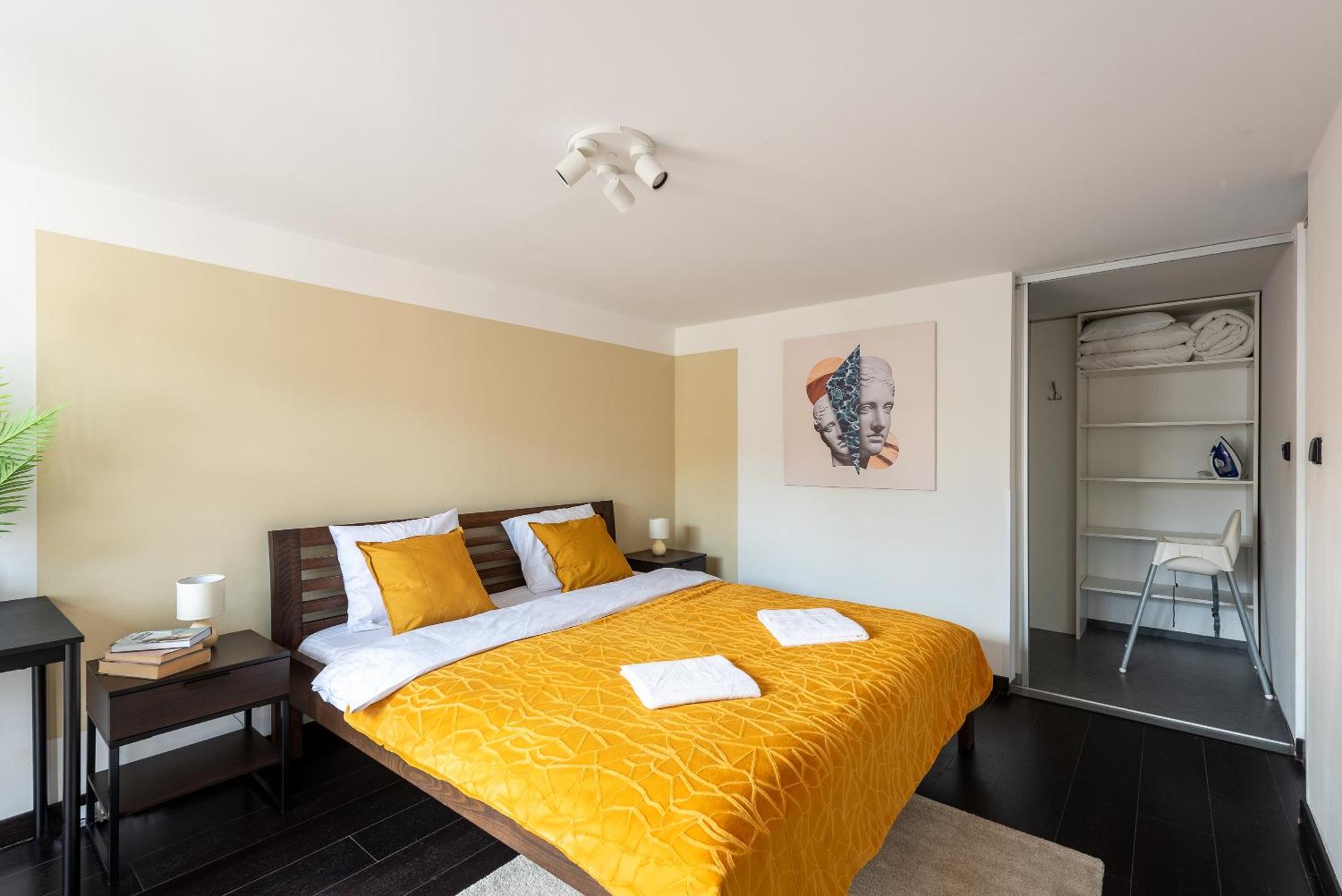Apartments With Large Balcony, Parking Πράγα Εξωτερικό φωτογραφία