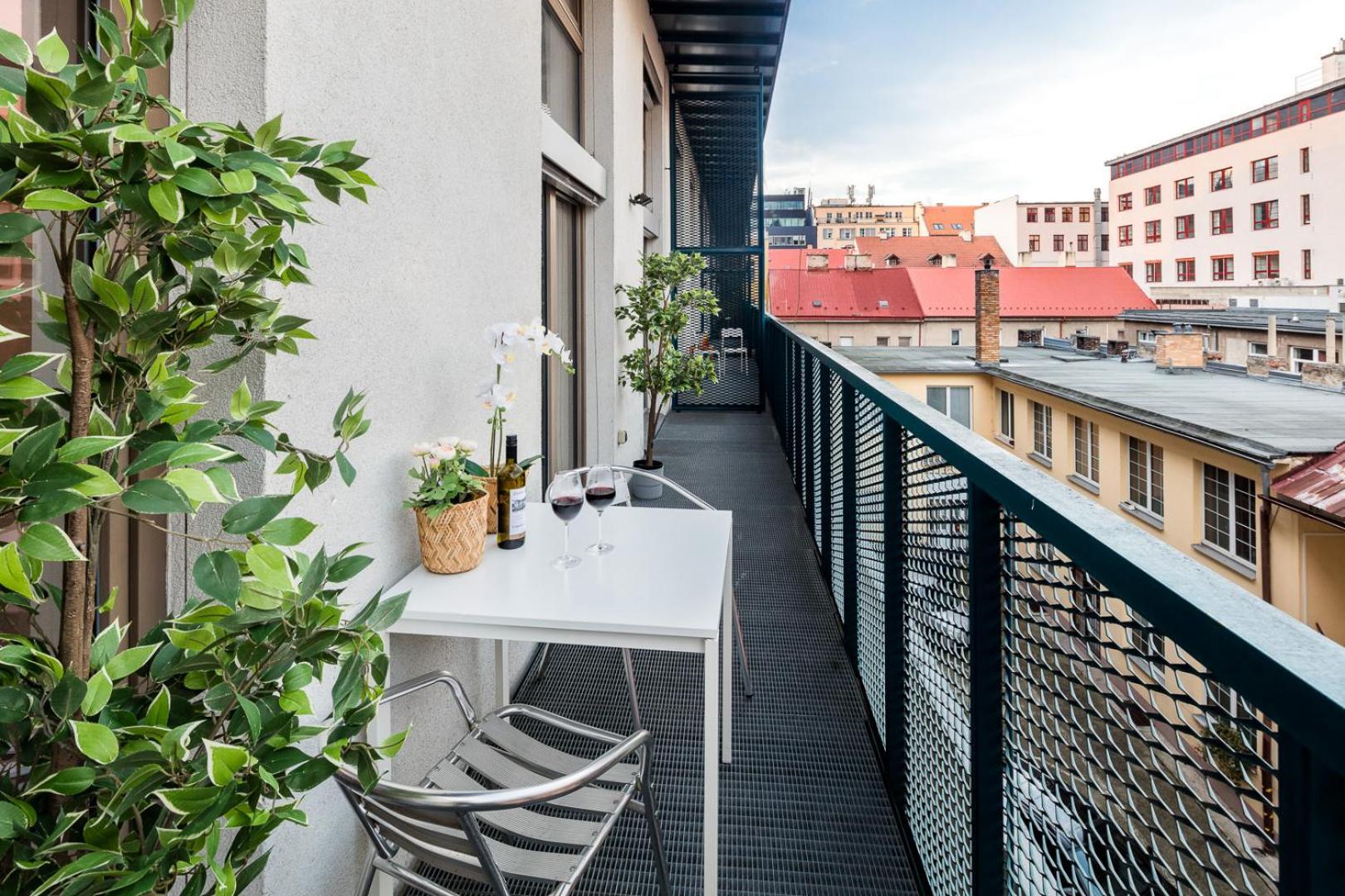 Apartments With Large Balcony, Parking Πράγα Εξωτερικό φωτογραφία