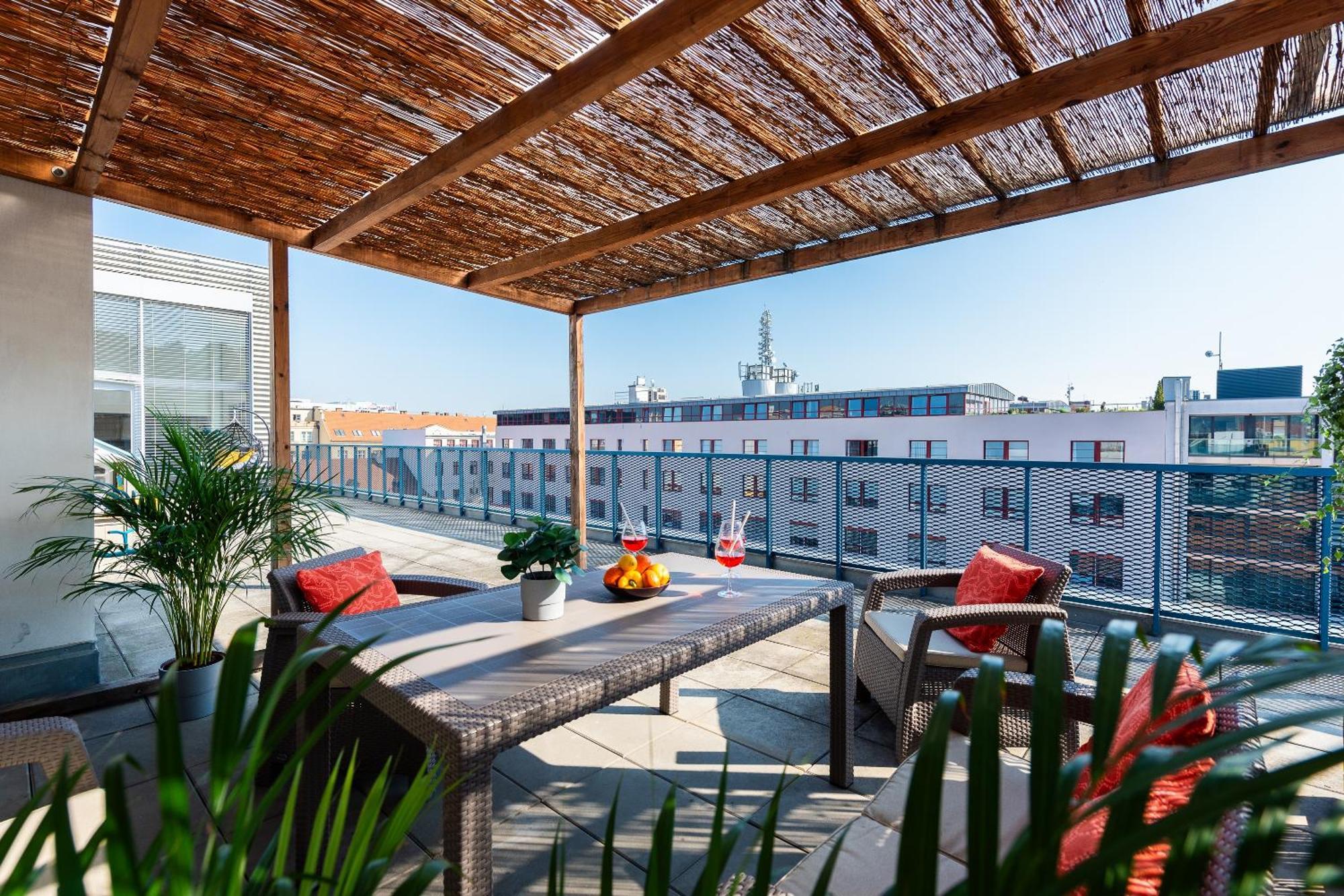 Apartments With Large Balcony, Parking Πράγα Εξωτερικό φωτογραφία