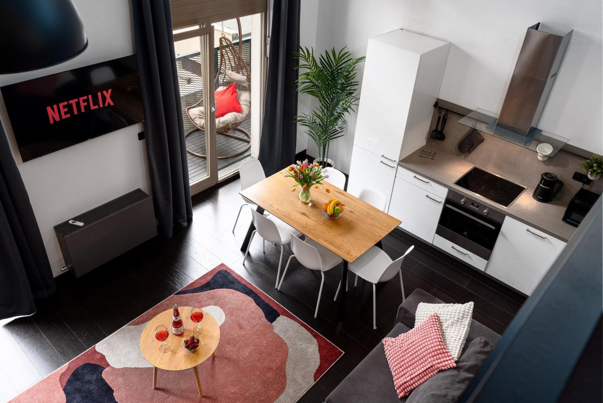Apartments With Large Balcony, Parking Πράγα Εξωτερικό φωτογραφία